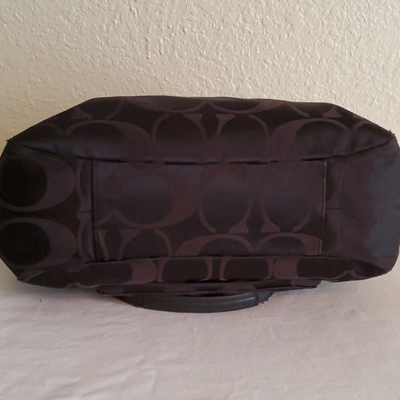 Coach Authentic Signature Campbell Canvas Hobo - Picture 4 of 13